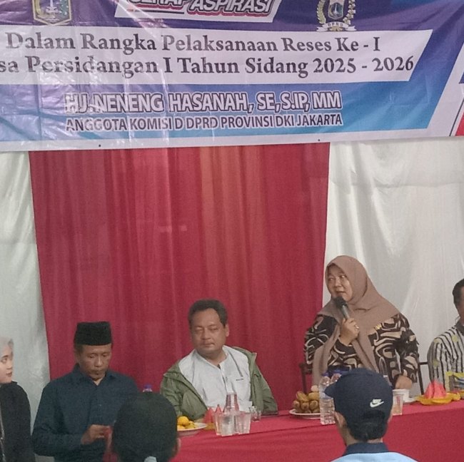 Reses di Kelapa Gading Barat, Bunda Dicurhati Toping Pohon Hingga Pengurasan Saluran Air