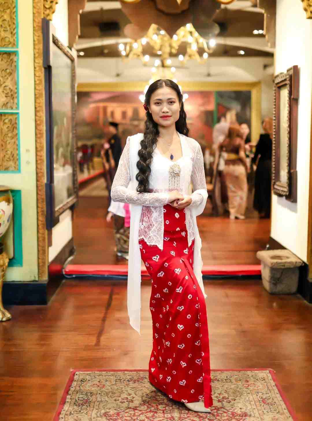 Maknai Perjuangan Emansipasi, Desainer Migi Rihasalay Bersama Sosialita Wanita Hebat Rayakan Hari RA Kartini